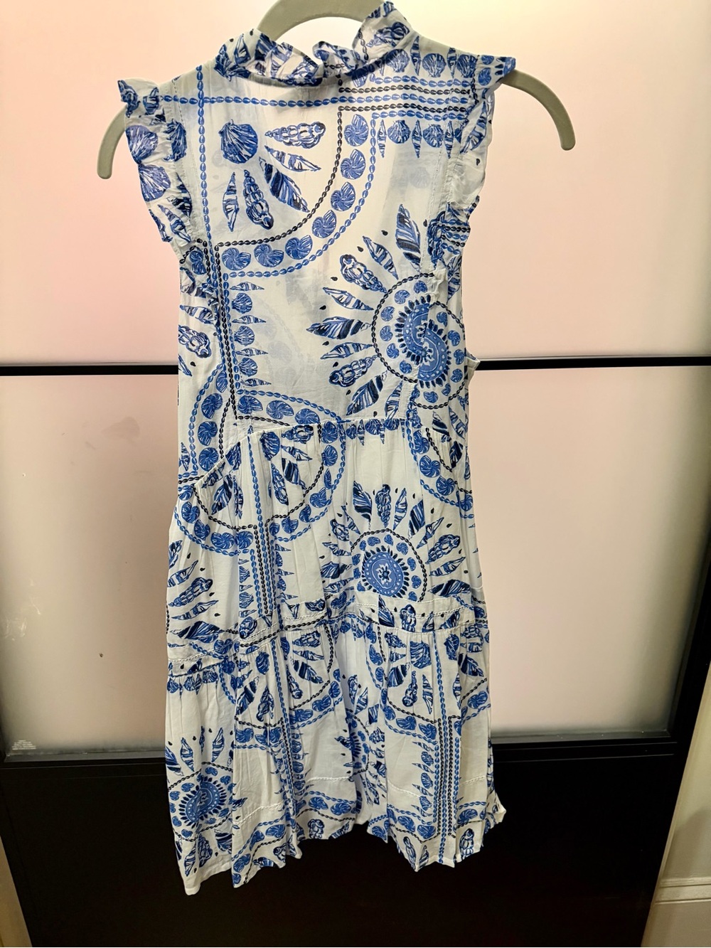 Vineyard Vines White Dress with Blue Botanical Print - Picture 2 of 4